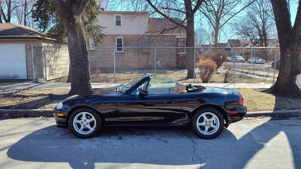 2000 Mazda NB MX-5 Miata - Image 19 of 20