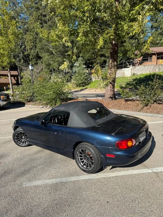2000 Mazda NB MX-5 Miata - Image 3 of 9