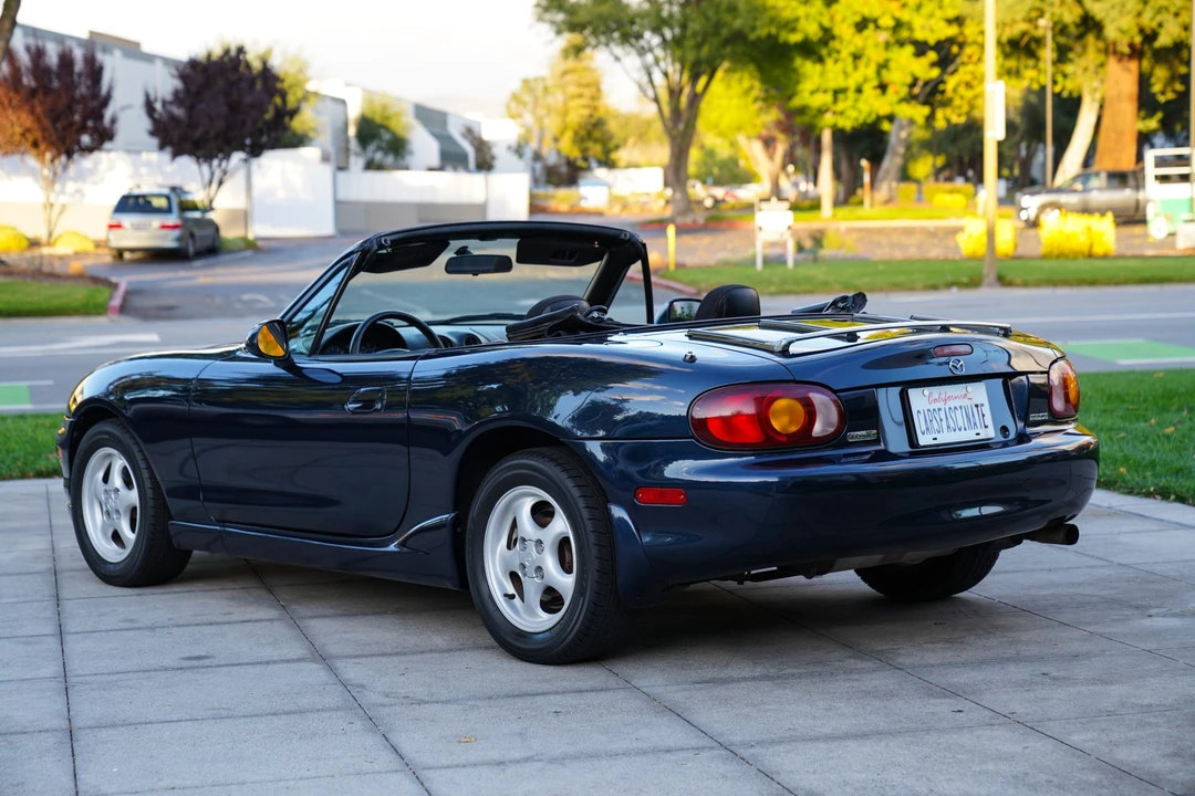 2000 Mazda NB MX-5 Miata - Image 4 of 31