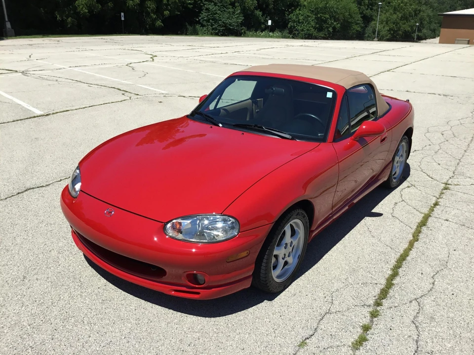 2000 Mazda NB MX-5 Miata - Image 3 of 31