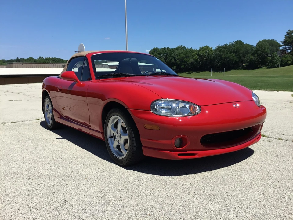 2000 Mazda NB MX-5 Miata - Image 23 of 31