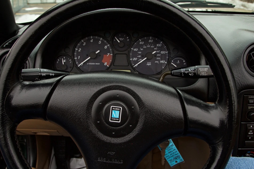 2000 Mazda NB MX-5 Miata - Image 19 of 31