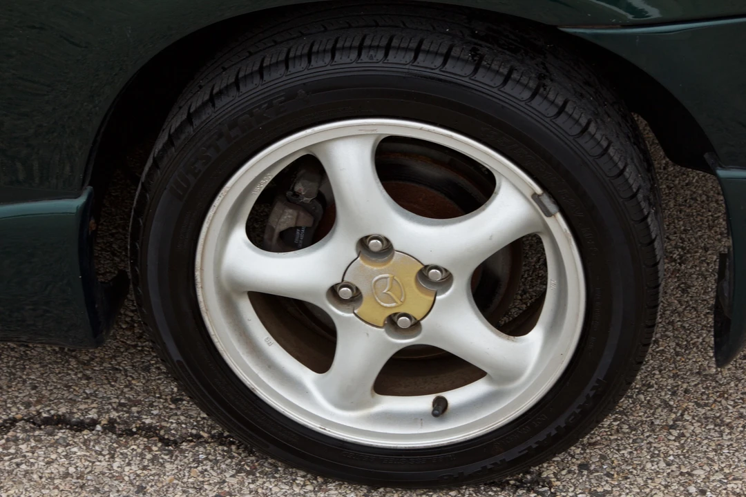 2000 Mazda NB MX-5 Miata - Image 16 of 31