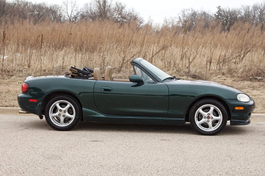 2000 Mazda NB MX-5 Miata - Image 2 of 31
