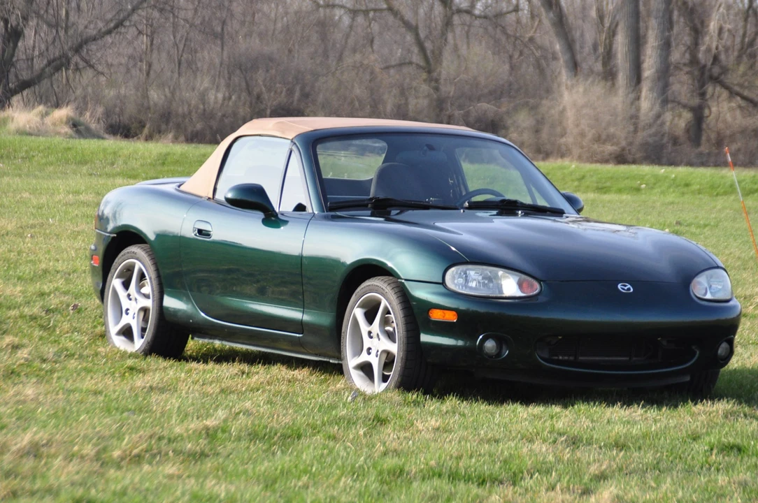 2000 Mazda NB MX-5 Miata - Image 24 of 31
