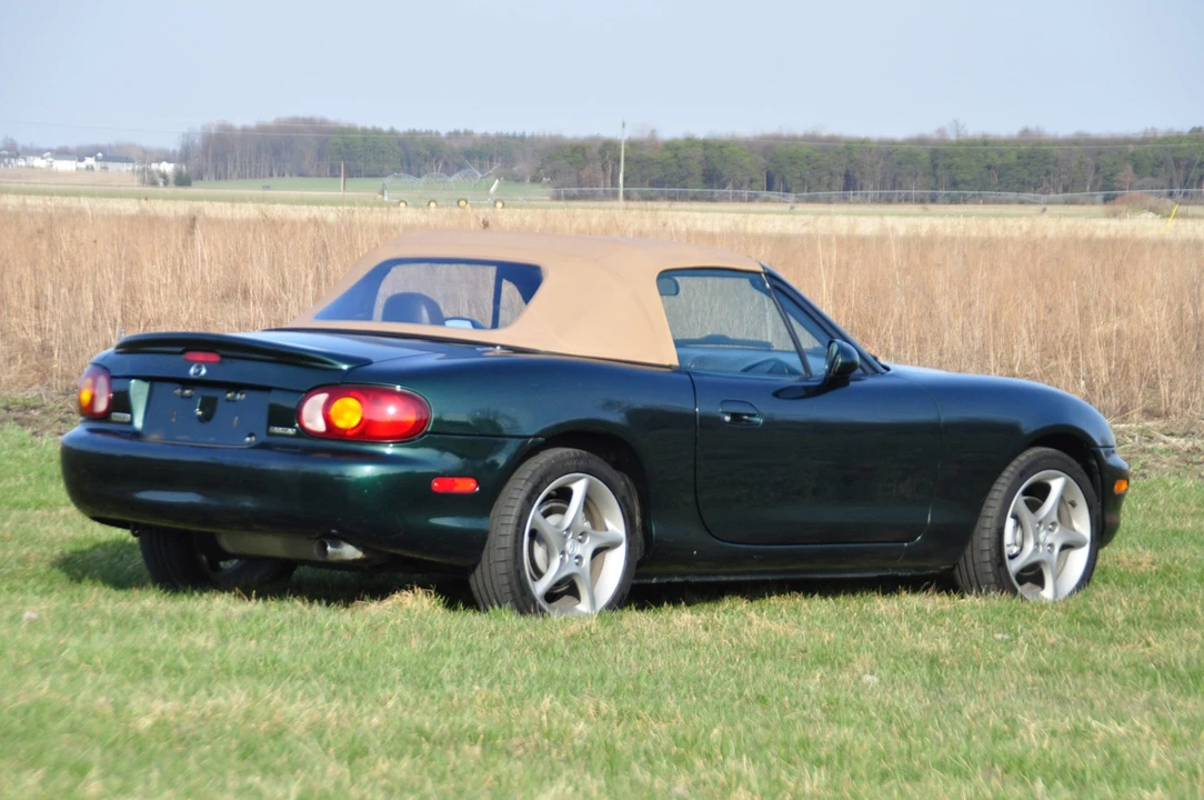 2000 Mazda NB MX-5 Miata - Image 30 of 31