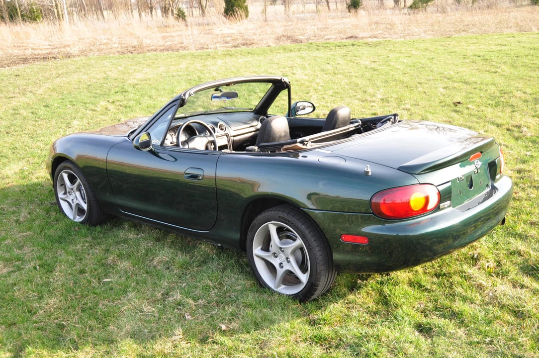 2000 Mazda NB MX-5 Miata - Image 17 of 31