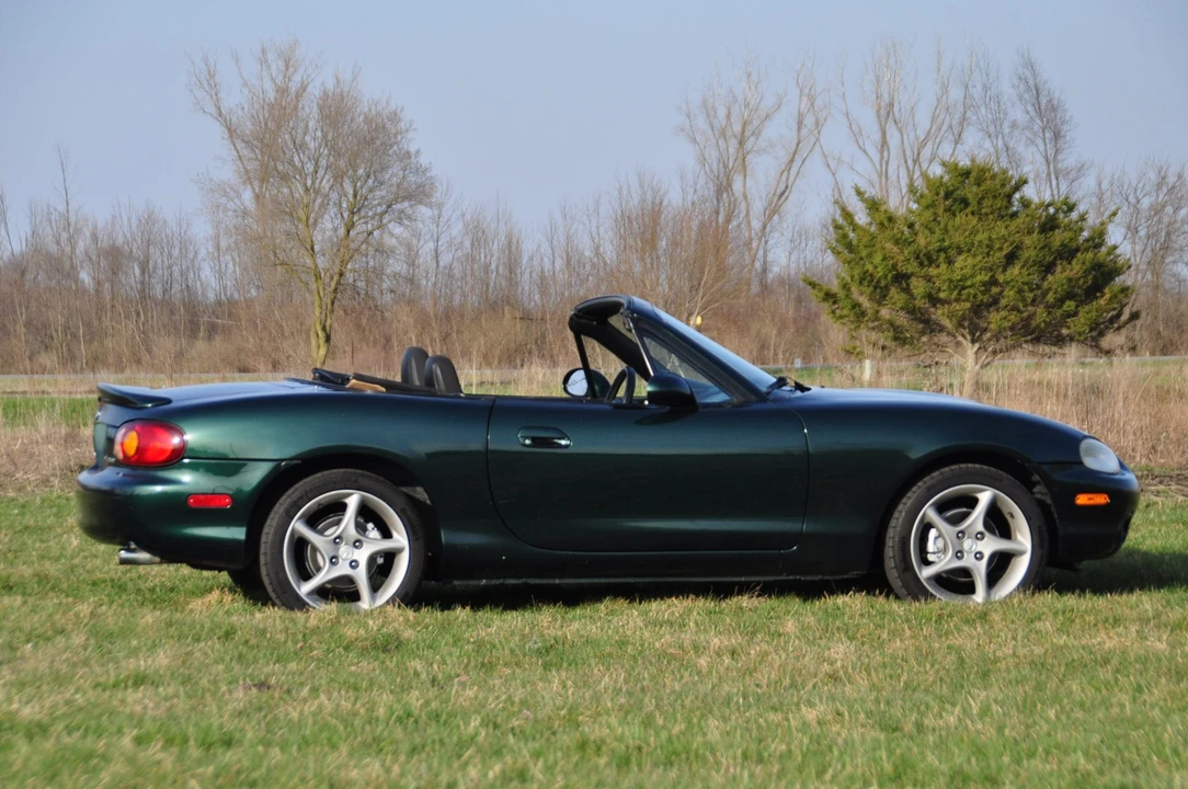 2000 Mazda NB MX-5 Miata - Image 9 of 31