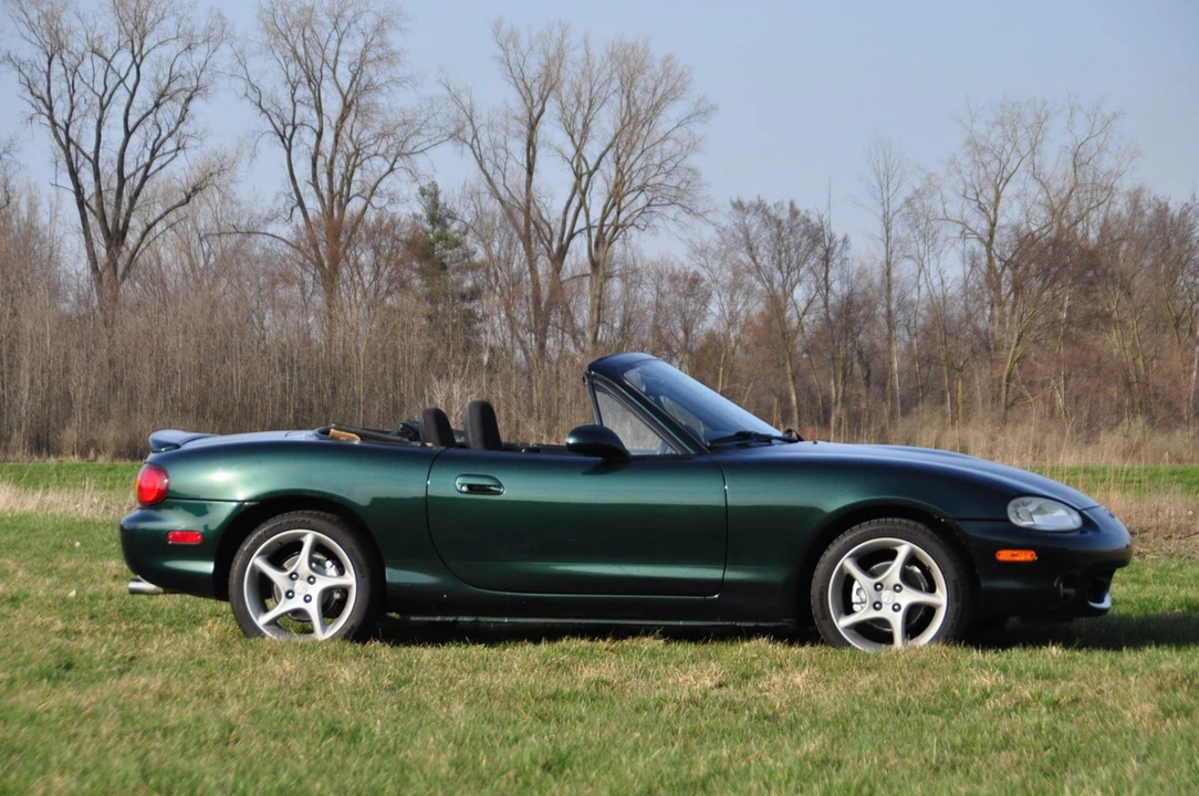 2000 Mazda NB MX-5 Miata - Image 8 of 31