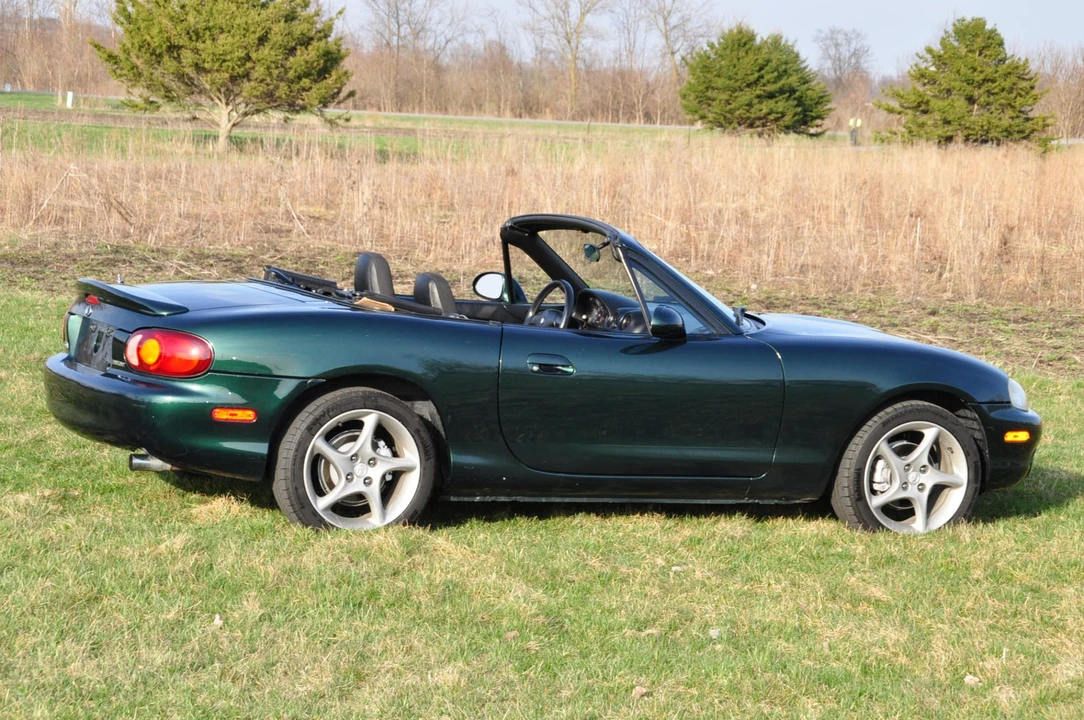 2000 Mazda NB MX-5 Miata - Image 10 of 31
