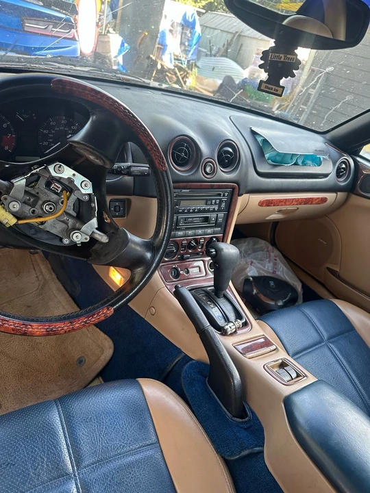 2000 Mazda NB MX-5 Miata - Image 8 of 9