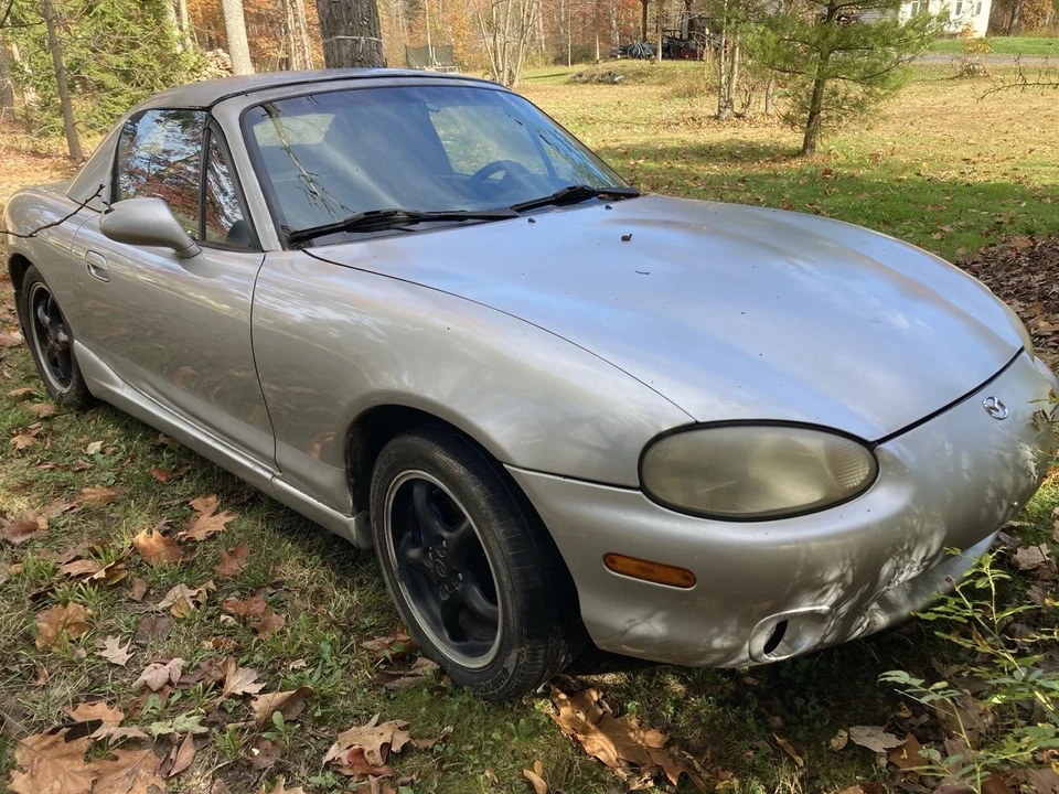 2000 Mazda NB MX-5 Miata - Image 4 of 9