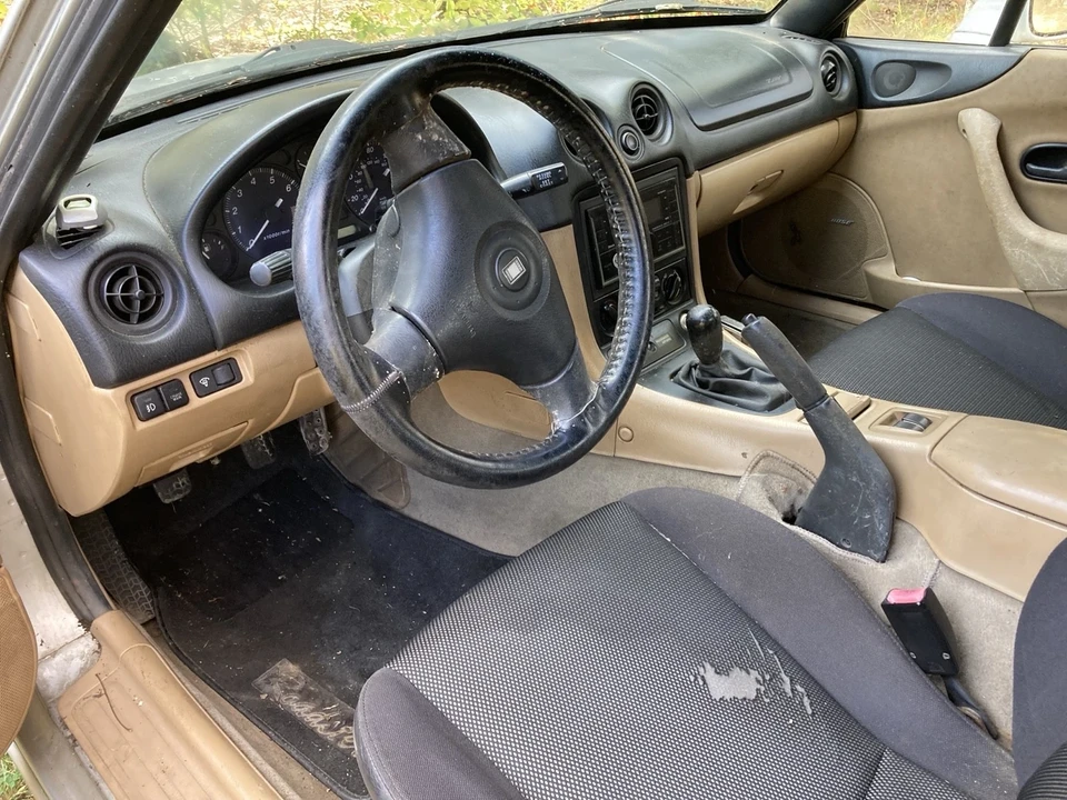 2000 Mazda NB MX-5 Miata - Image 6 of 9