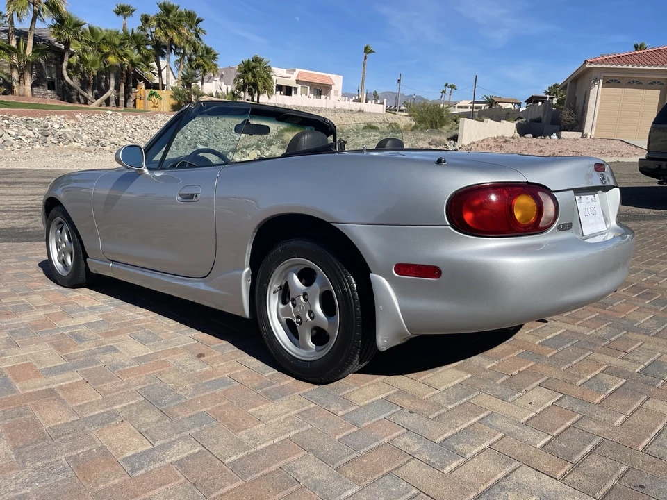 2000 Mazda NB MX-5 Miata - Image 6 of 12