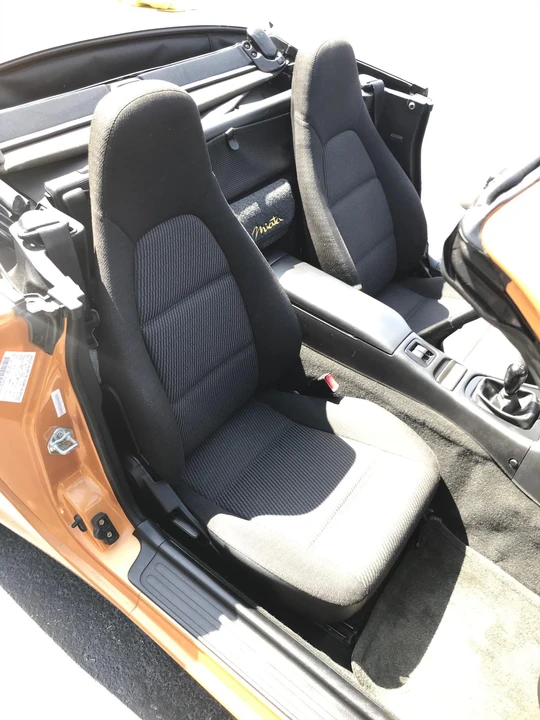 2000 Mazda NB MX-5 Miata - Image 24 of 25