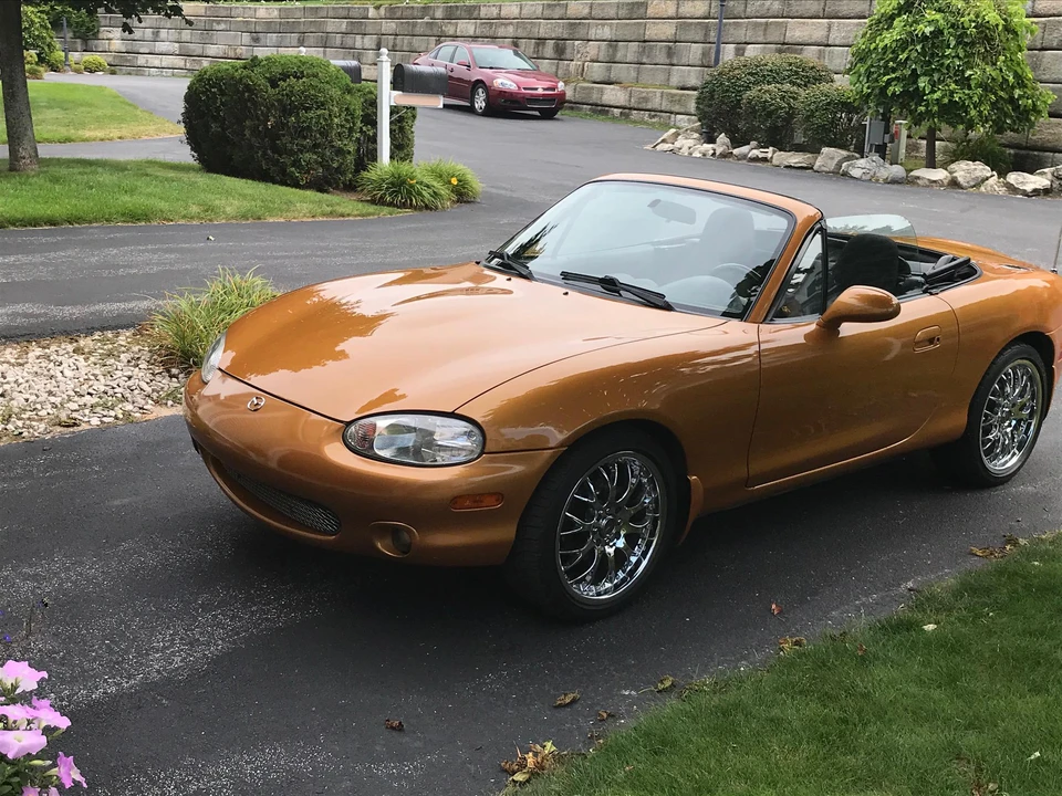 2000 Mazda NB MX-5 Miata - Image 6 of 25
