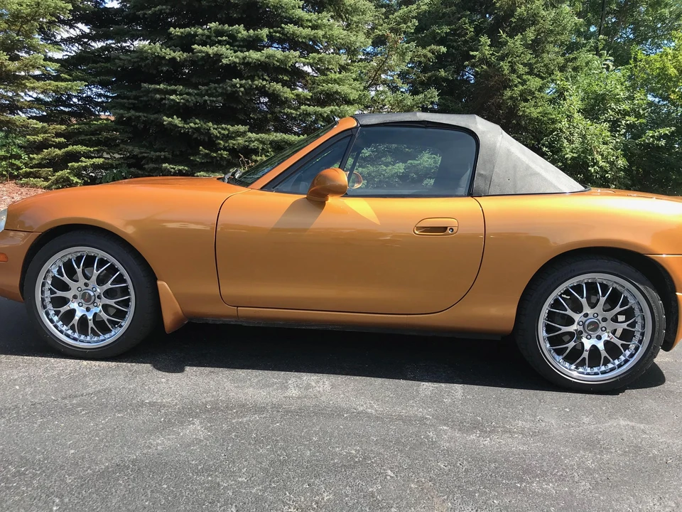 2000 Mazda NB MX-5 Miata - Image 12 of 25