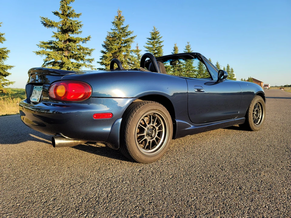 2000 Mazda NB MX-5 Miata - Image 19 of 31