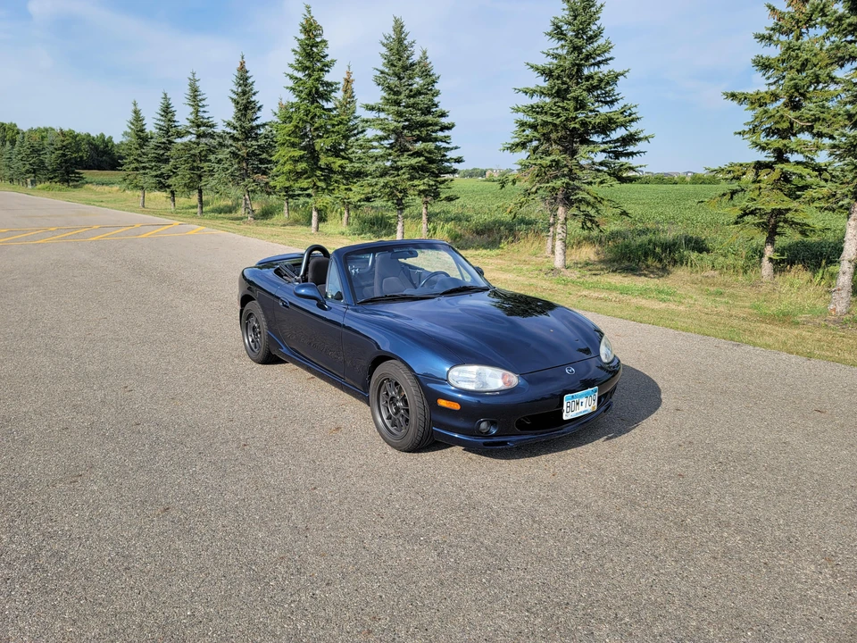 2000 Mazda NB MX-5 Miata - Image 28 of 31