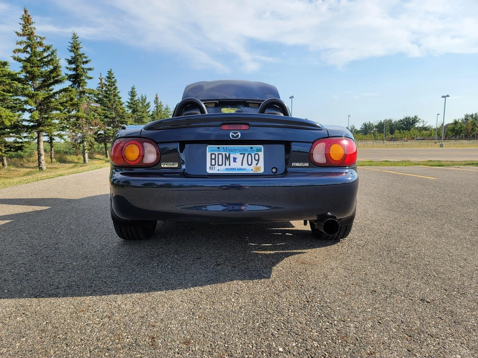 2000 Mazda NB MX-5 Miata - Image 15 of 31