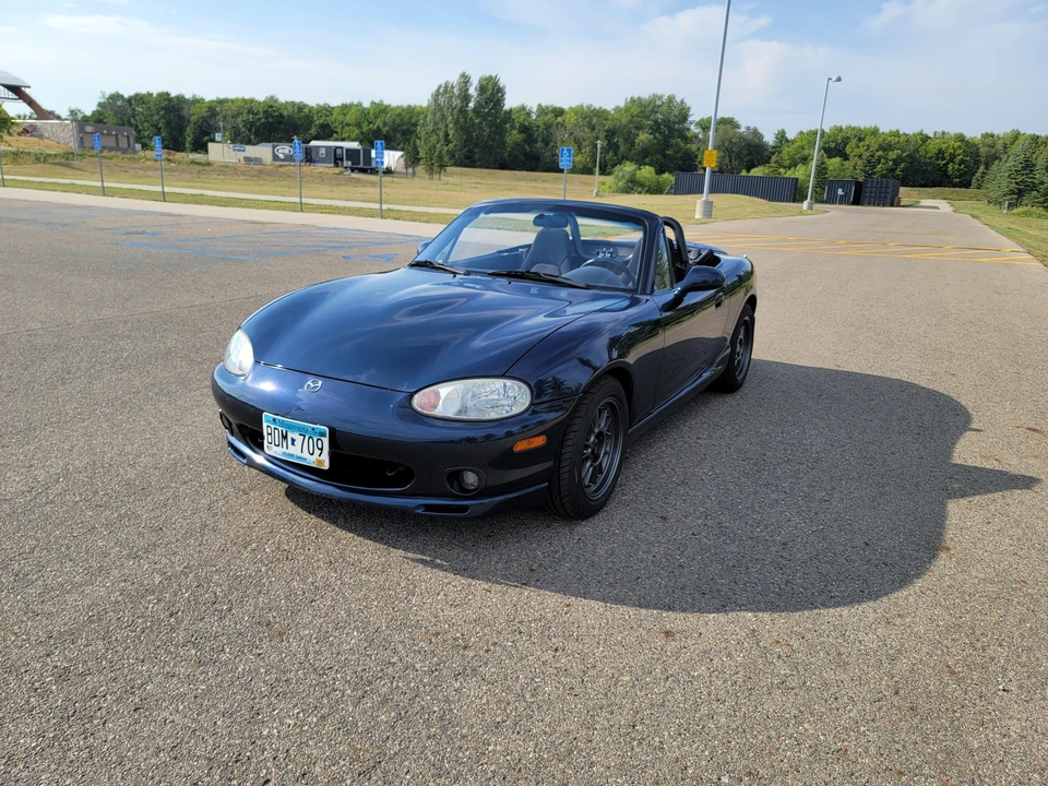 2000 Mazda NB MX-5 Miata - Image 8 of 31