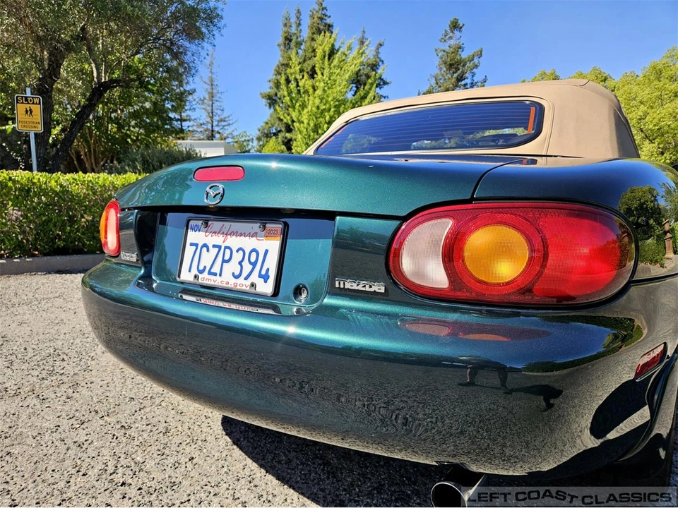2000 Mazda NB MX-5 Miata - Image 21 of 31