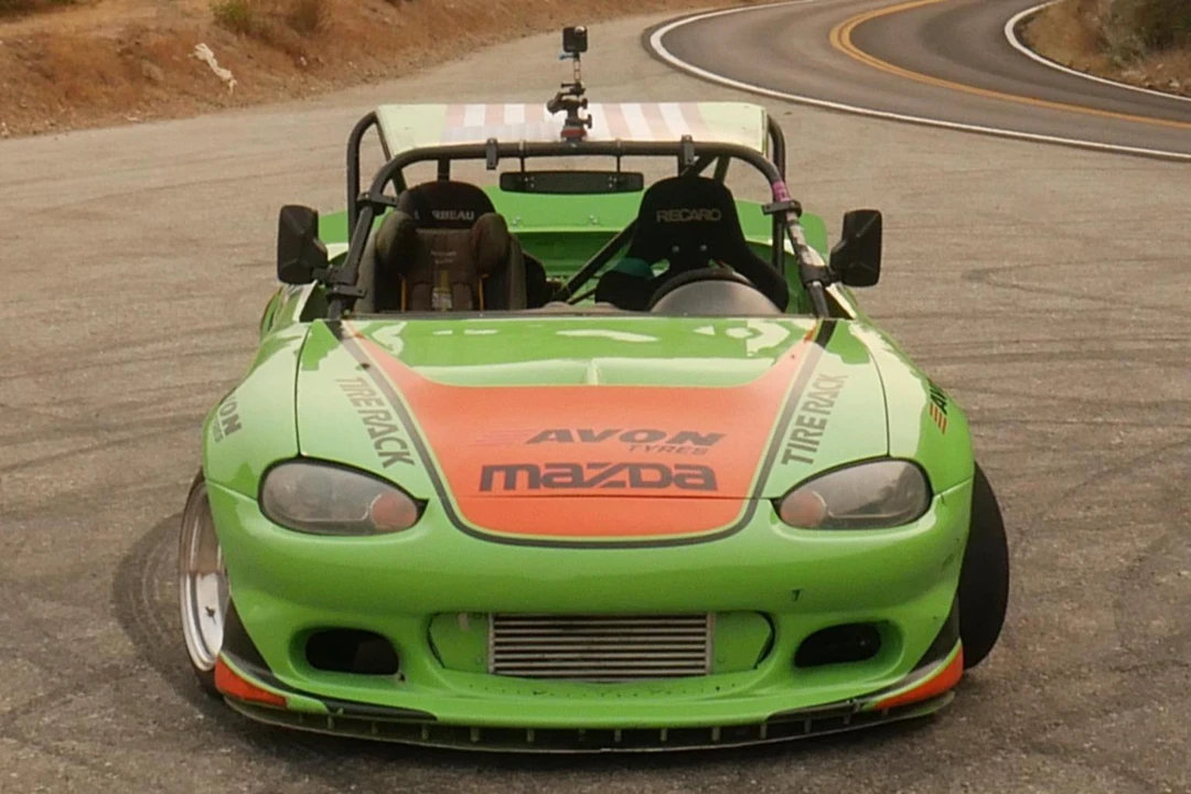 2000 Mazda NB MX-5 Miata - Image 2 of 5