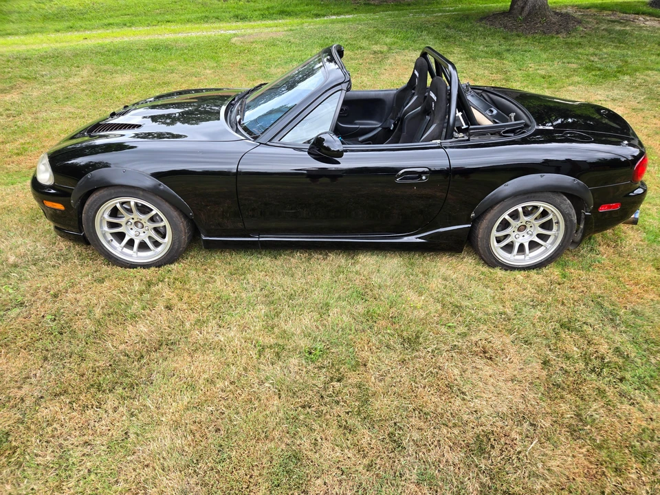 2000 Mazda NB MX-5 Miata - Image 9 of 31