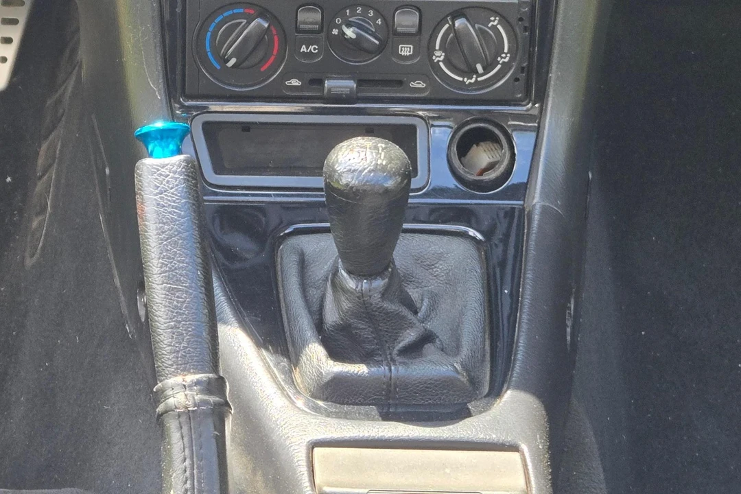 2000 Mazda NB MX-5 Miata - Image 24 of 31