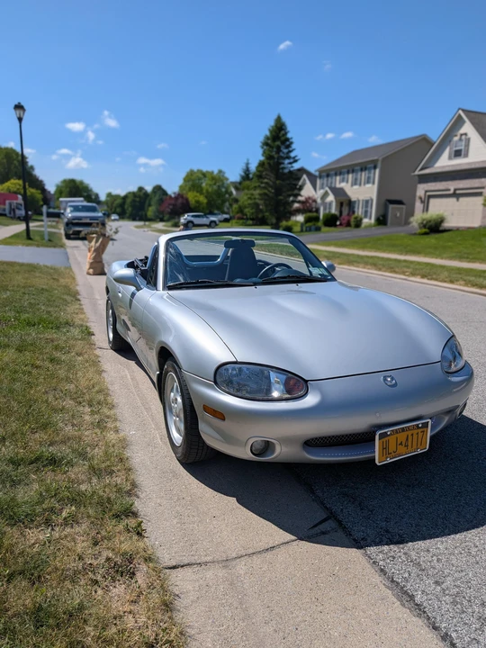 2000 Mazda NB MX-5 Miata - Image 16 of 31