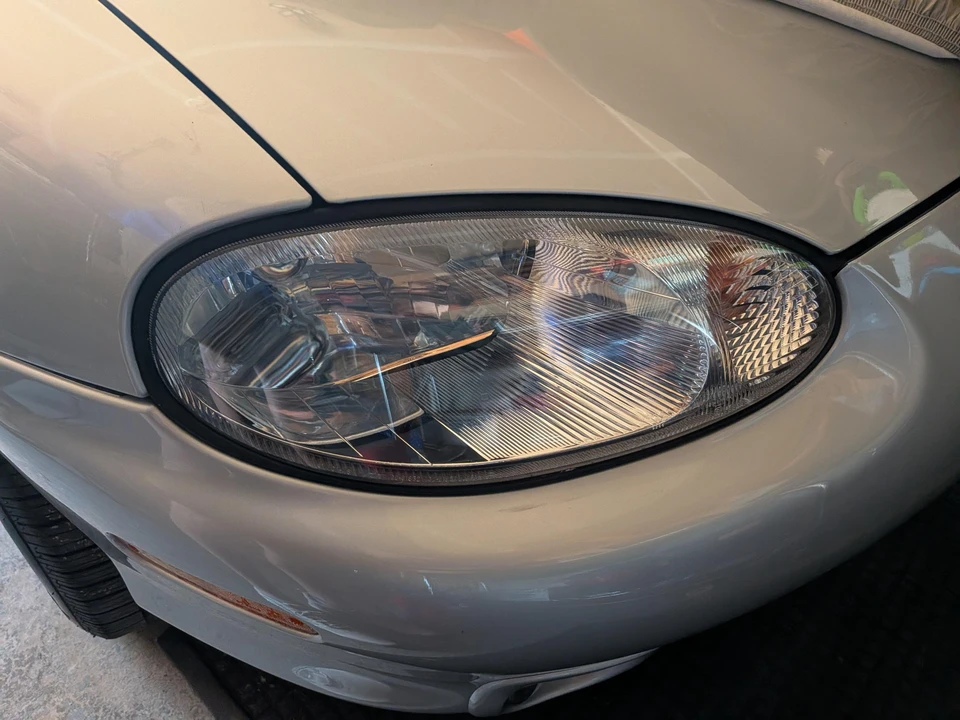 2000 Mazda NB MX-5 Miata - Image 18 of 31