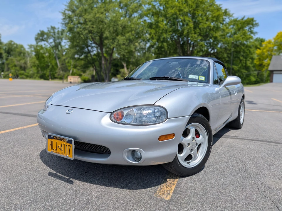2000 Mazda NB MX-5 Miata - Image 7 of 31