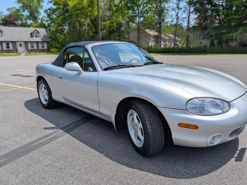 2000 Mazda NB MX-5 Miata - Image 14 of 31