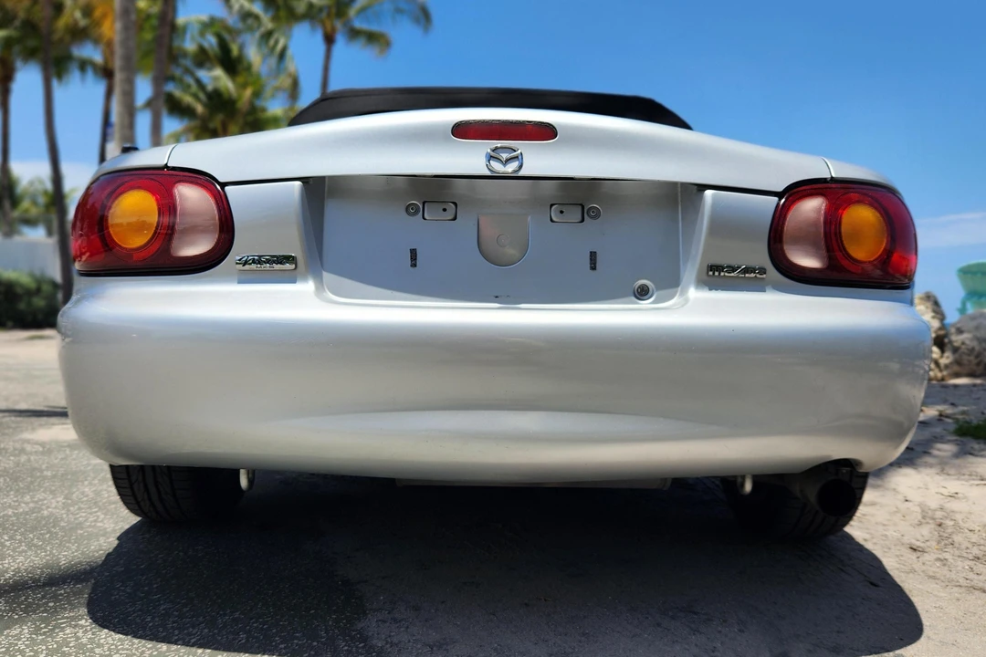 2000 Mazda NB MX-5 Miata - Image 5 of 31