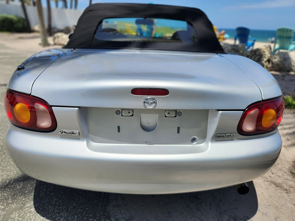 2000 Mazda NB MX-5 Miata - Image 22 of 31