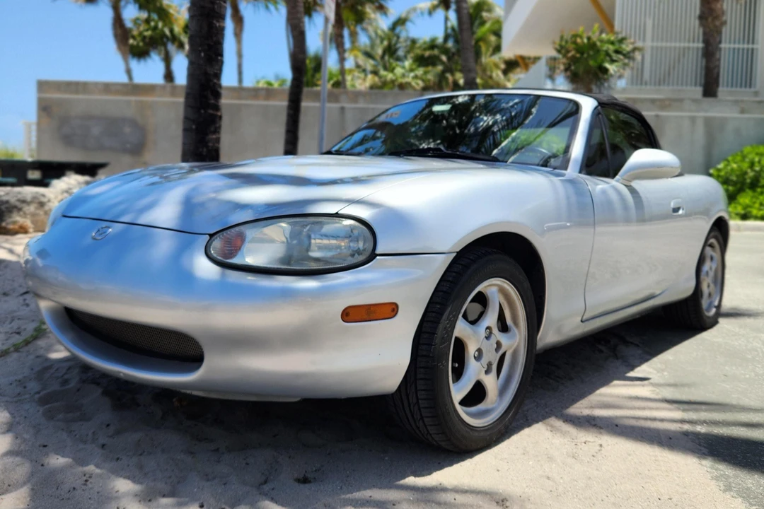 2000 Mazda NB MX-5 Miata - Image 16 of 31