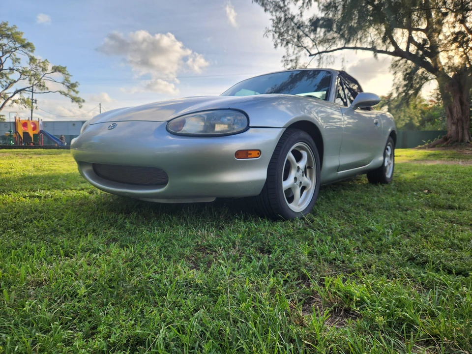 2000 Mazda NB MX-5 Miata - Image 26 of 31