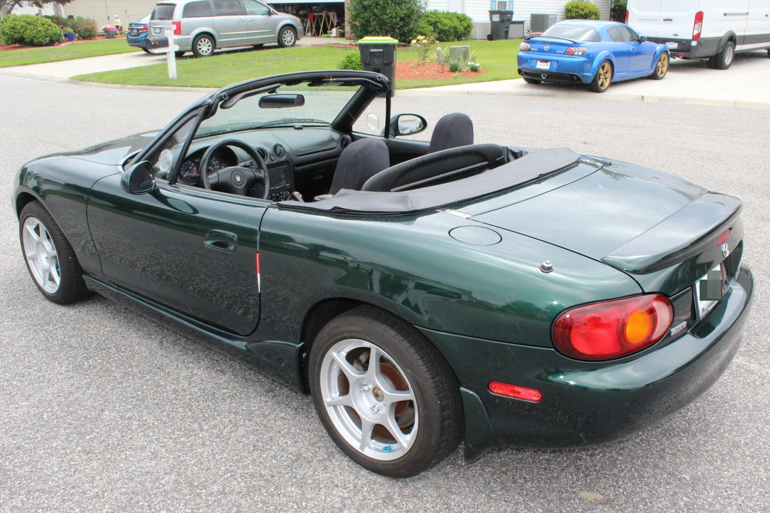 2000 Mazda NB MX-5 Miata - Image 4 of 9