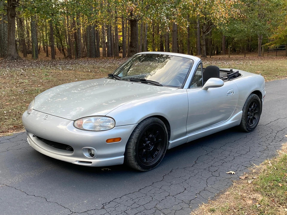 2000 Mazda NB MX-5 Miata - Image 7 of 31