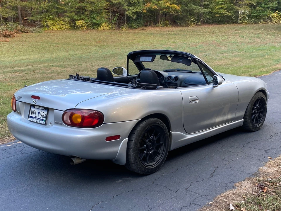 2000 Mazda NB MX-5 Miata - Image 10 of 31