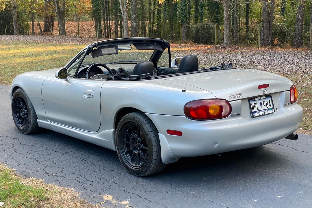 2000 Mazda NB MX-5 Miata - Image 4 of 31