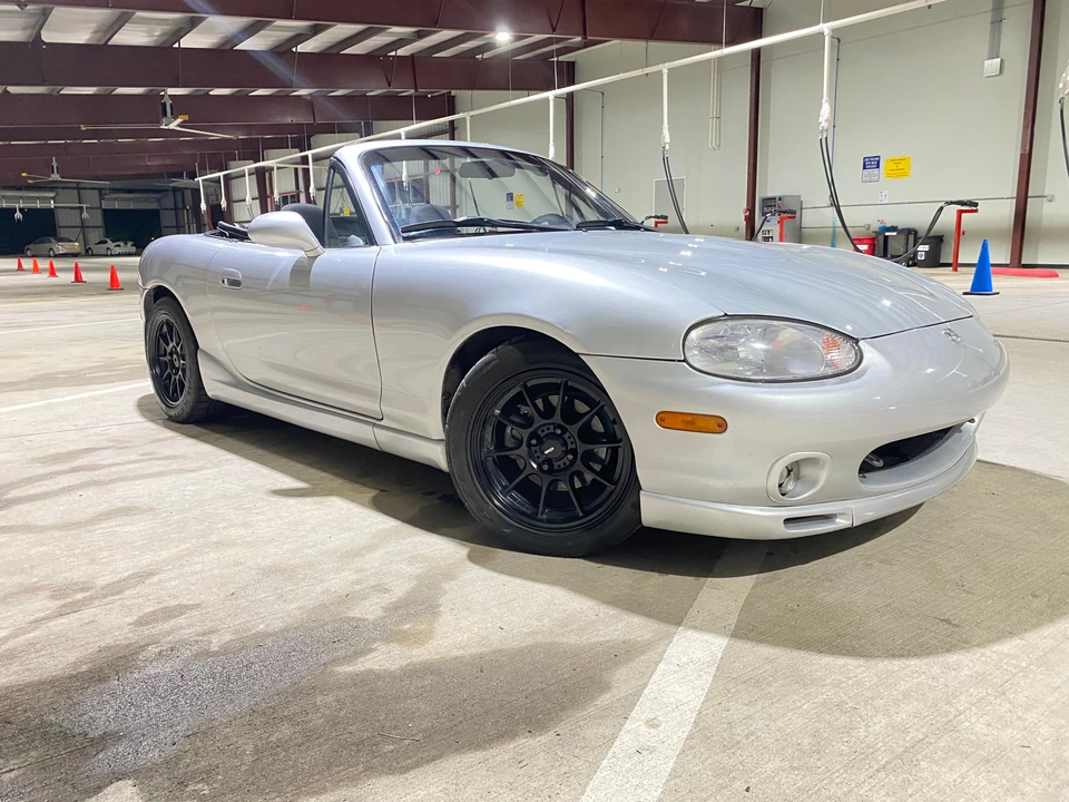 2000 Mazda NB MX-5 Miata - Image 28 of 31