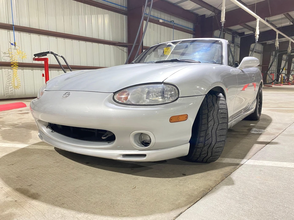 2000 Mazda NB MX-5 Miata - Image 22 of 31