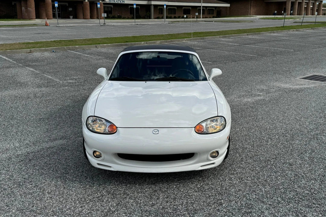 2000 Mazda NB MX-5 Miata - Image 6 of 11