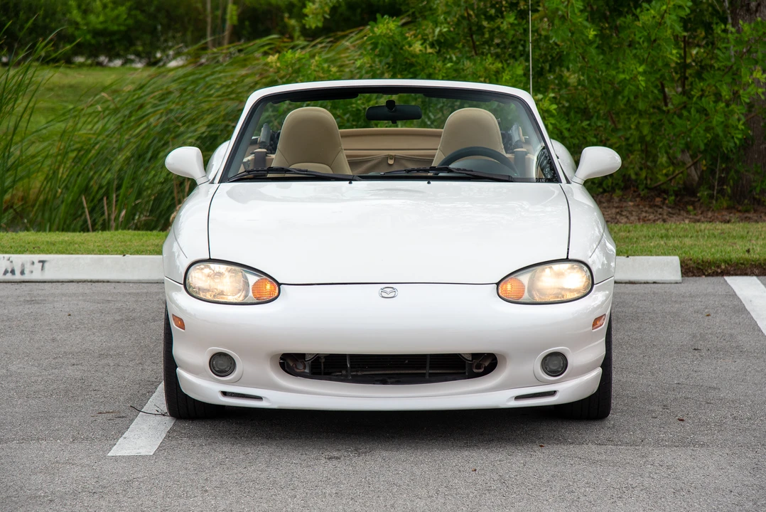 2000 Mazda NB MX-5 Miata - Image 10 of 31