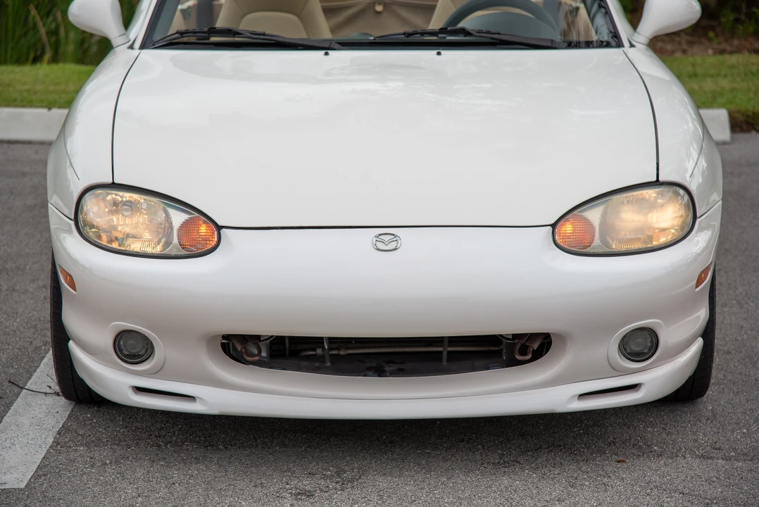 2000 Mazda NB MX-5 Miata - Image 9 of 31