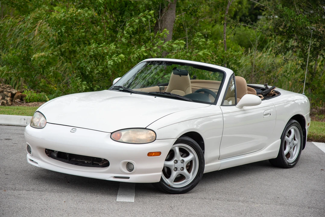 2000 Mazda NB MX-5 Miata - Image 12 of 31