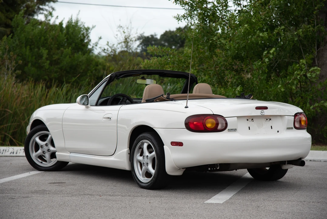 2000 Mazda NB MX-5 Miata - Image 20 of 31