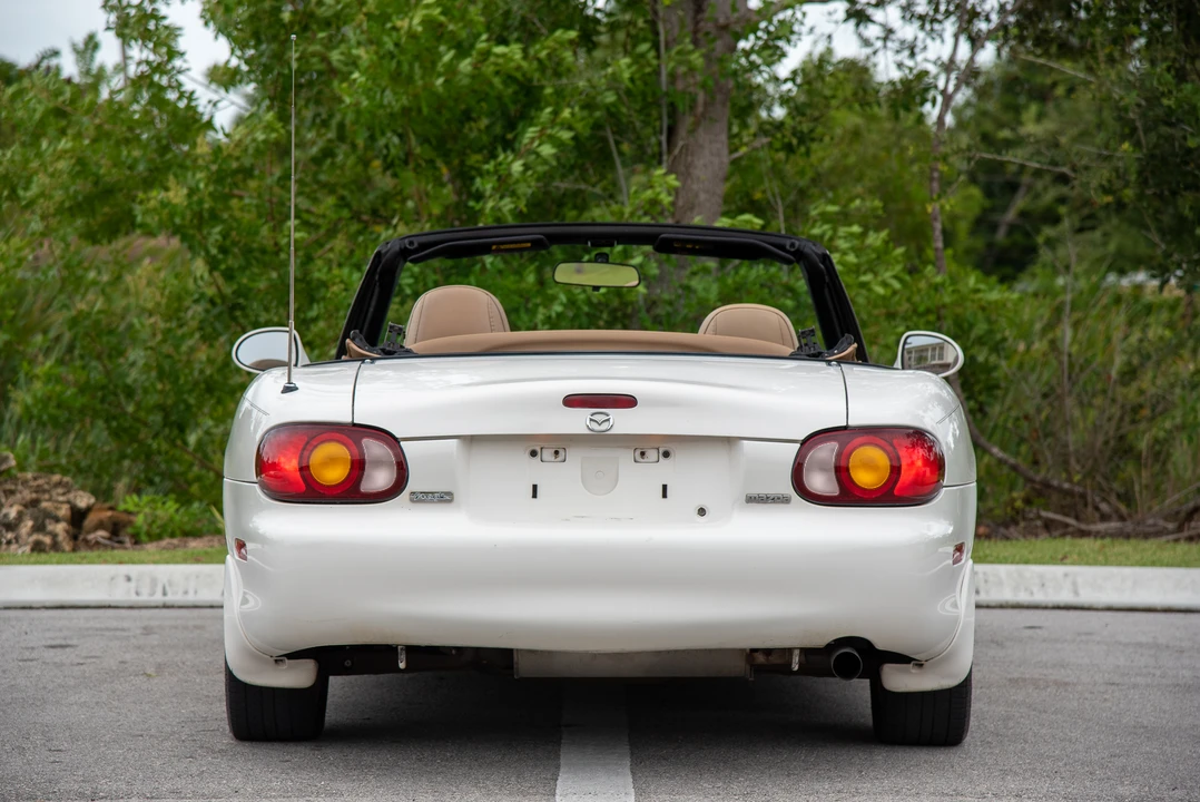 2000 Mazda NB MX-5 Miata - Image 23 of 31