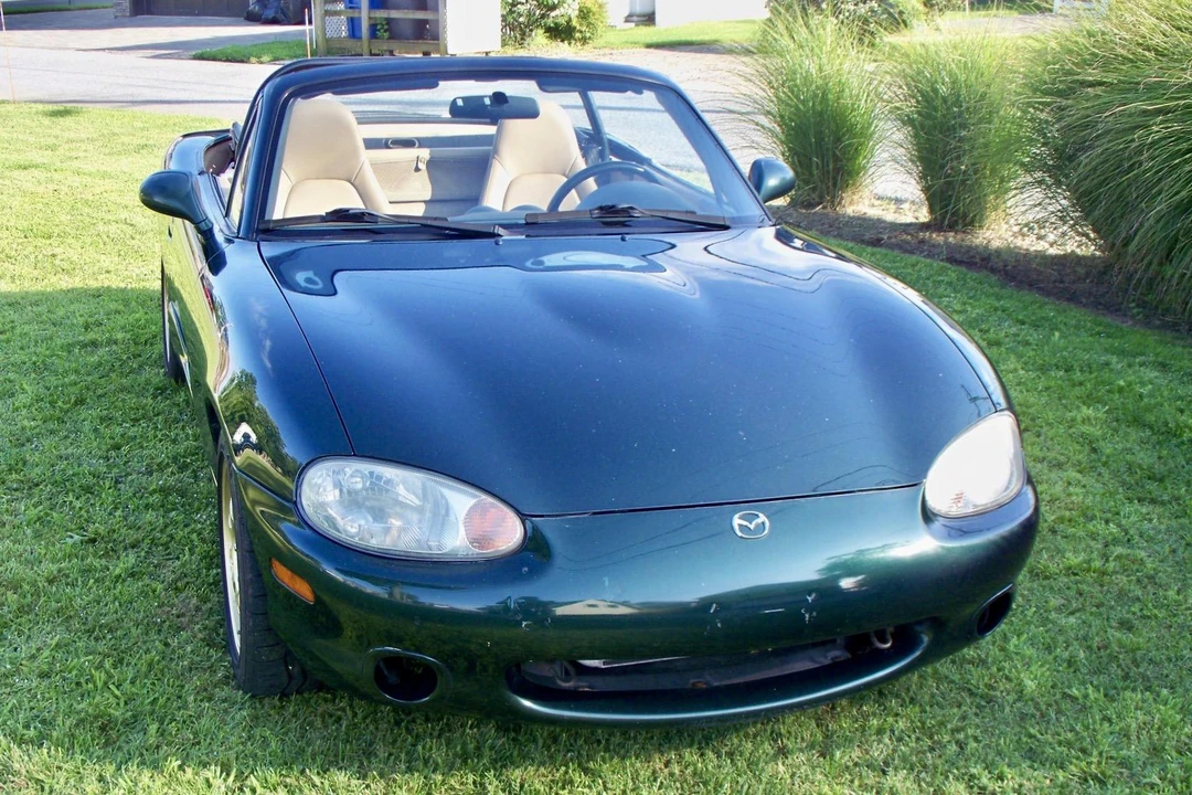 2000 Mazda NB MX-5 Miata - Image 2 of 31